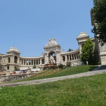 Du Palais Longchamps Appartement Marseilles